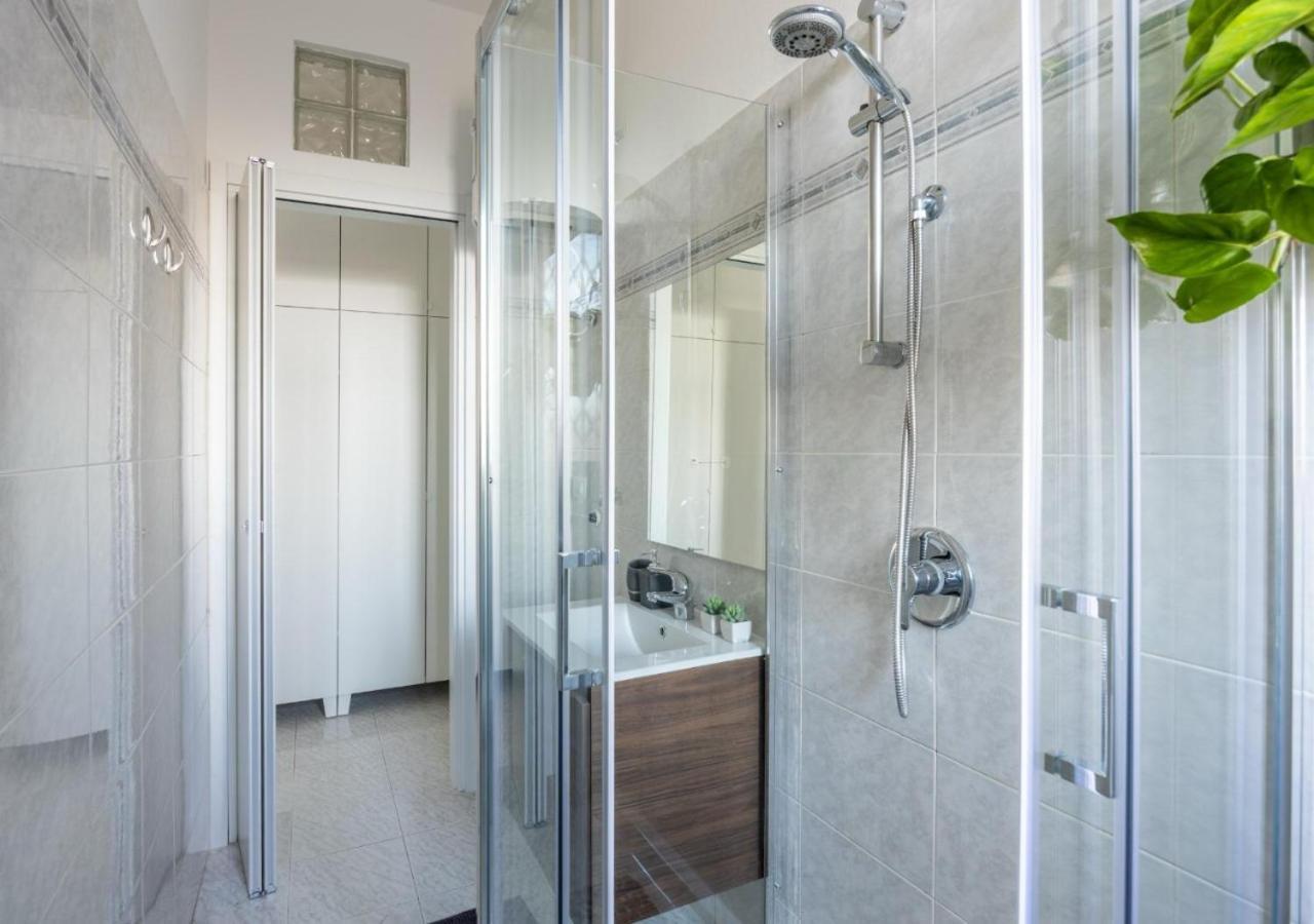 City Life - Fiera Strategic Flat - A/c & Wi-fi * Mailand